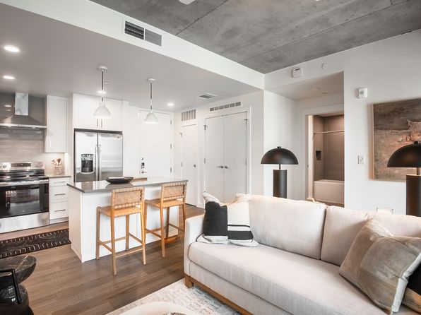 5210 N Lamar Blvd #638