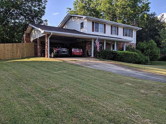 3rd image of 1952 Lavista Cir