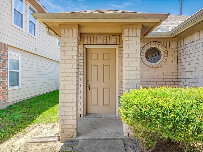 4226 Richmeadow Dr — Photo 5