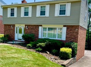 154 Sylvania Dr, Pittsburgh, PA 15236