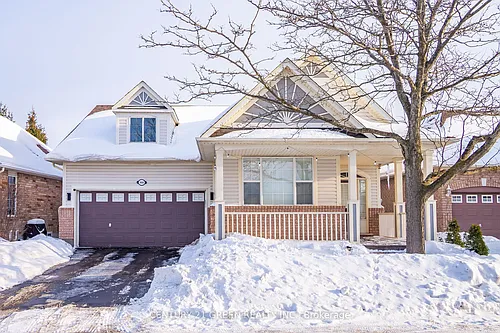 1666 Allan Cres Photo 1