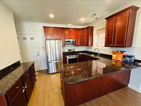 3rd image of 5532 W Edmunds St APT 4
