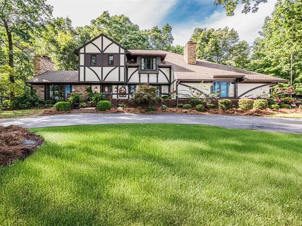 489 Briggs Hill Rd, Bowling Green, KY 42101