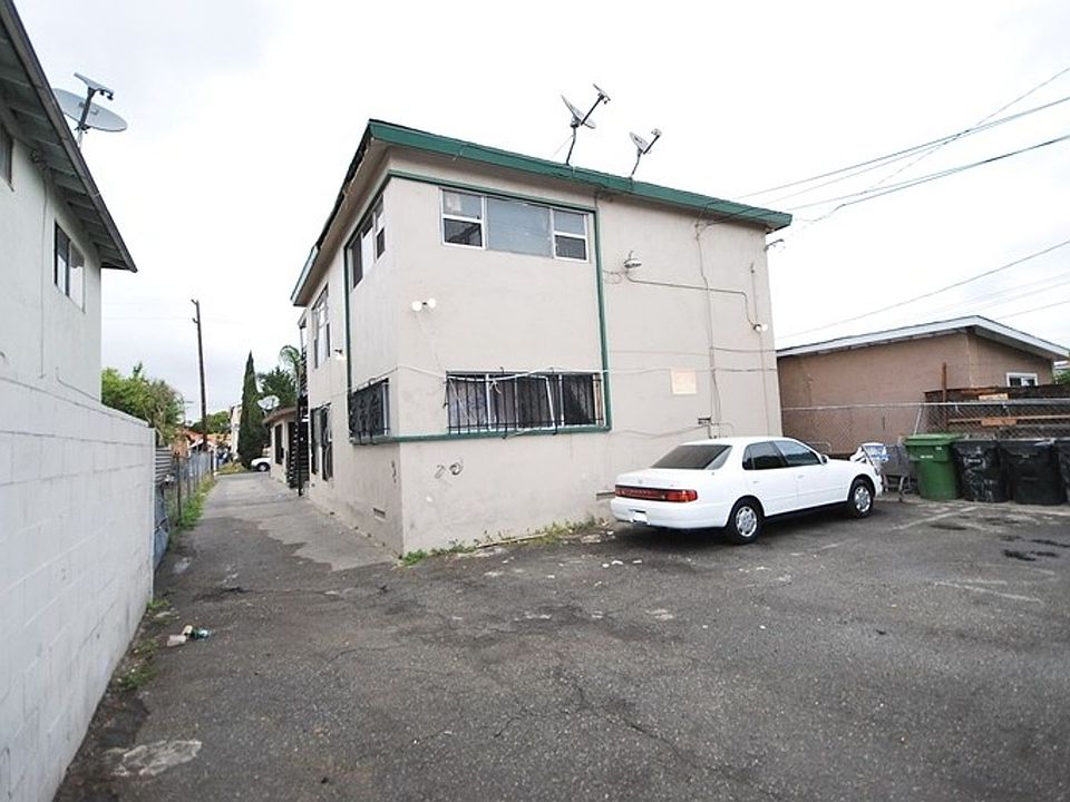 2nd image of 719 W Imperial Hwy