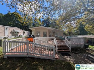 5 Edgewood Ct, Bath, PA 18014