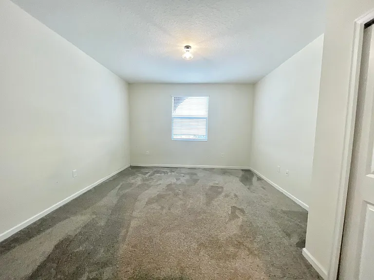 4424 Blackbird St — Photo 21