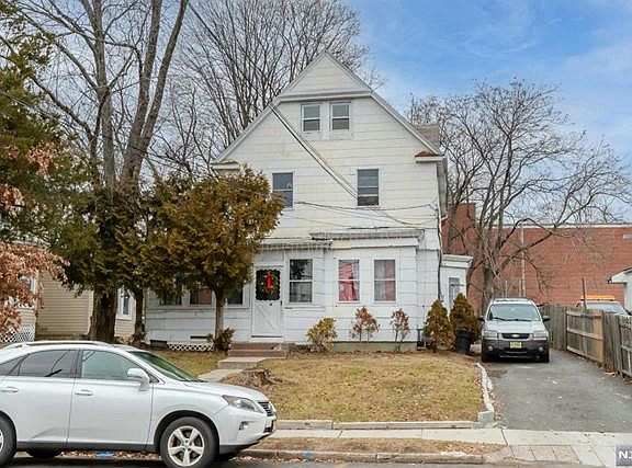 2nd image of 12 Orchard St