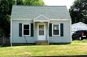 936 Pekin Ave photo 1