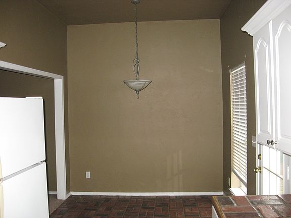 2nd image of 2203 Oakvista Cir