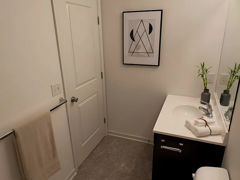 Azalea Floor Plan - Main Bath