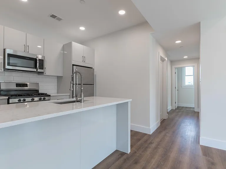 843 Columbia Rd #2 — Photo 8