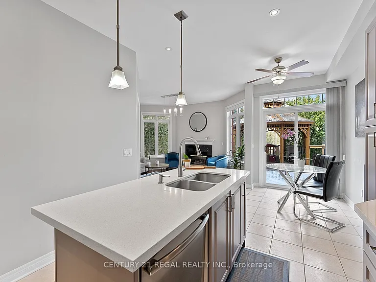 42 Ballymore Dr — Photo 14