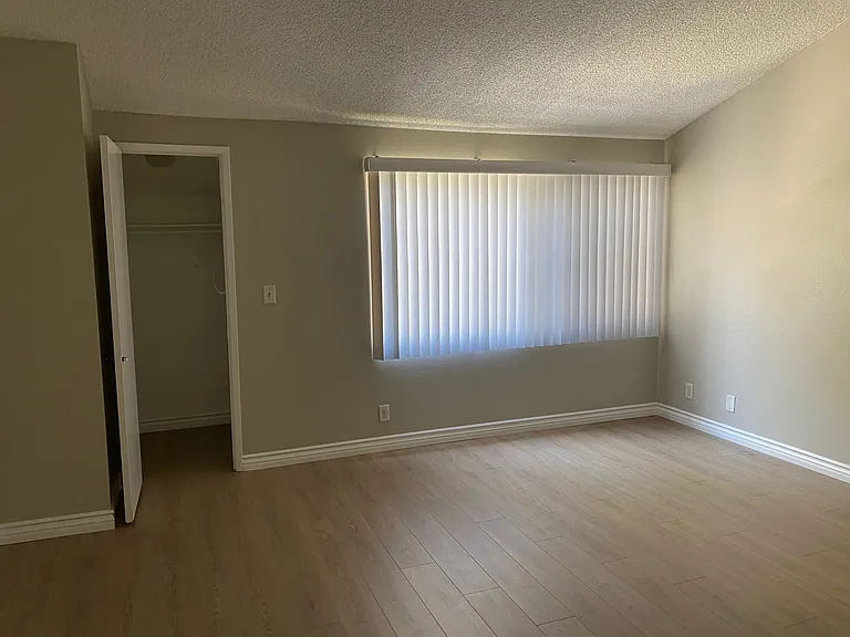 927 S Mountain Ave #80 — Photo 12