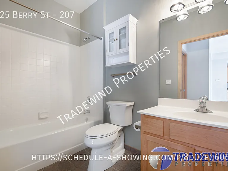 825 Berry St #207 — Photo 10