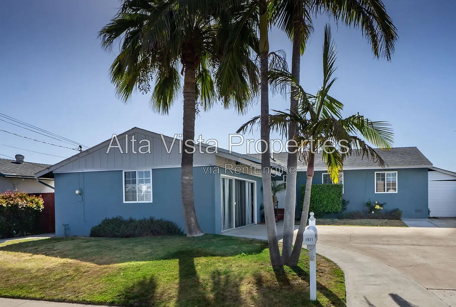 4 bed, 2.0 bath, 1844 sqft, $4,649 — Photo 1