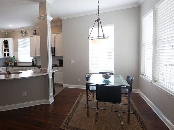 5th image of 312 Reeves St
