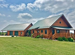 2142 Cota Dr, Harpers Ferry, IA 52146