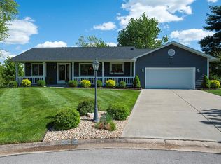 913 Valse Ct, Lake Saint Louis, MO