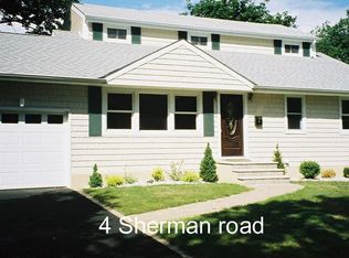 4 Sherman Rd, Old Bethpage, NY 11804