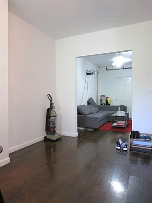 Rented by Westminster Management | media 28