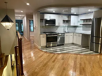 Rented by Nest Seekers International