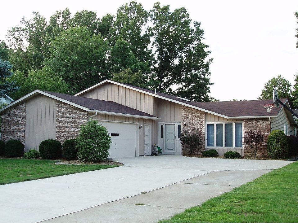 1st image of 32631 Redwood Blvd