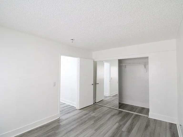 Electro Apartments - WSP 833 Berendo LLC — Photo 14