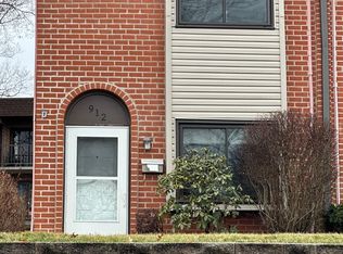 912 Valley Dr, West Chester, PA 19382
