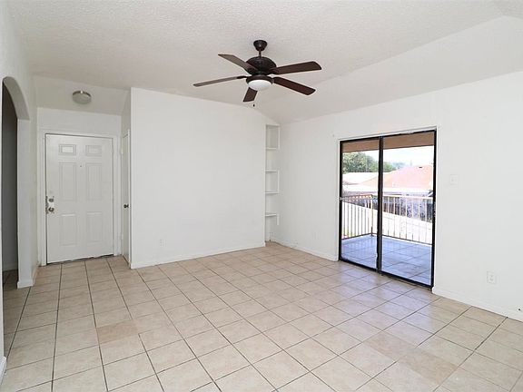 3rd image of 412 Gale St APT 11