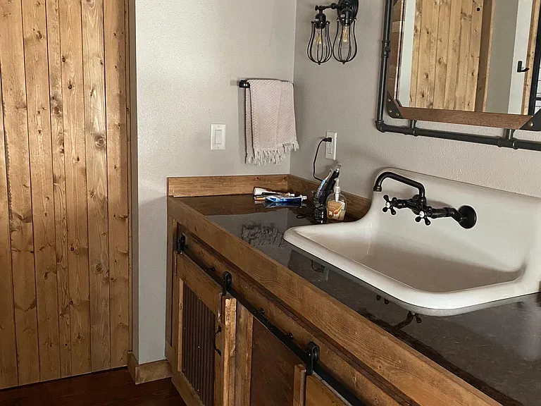 107 Alderson Ave — Photo 20