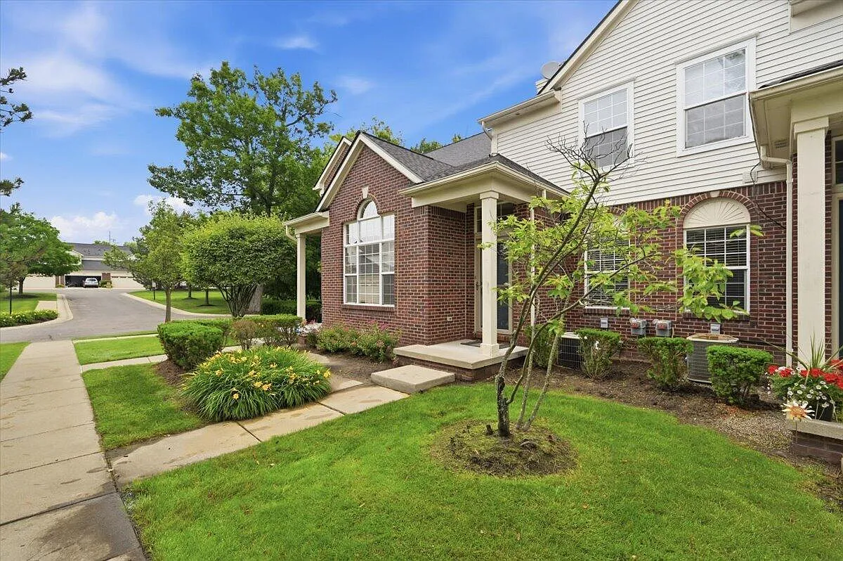 2 bed, 11.0 bath, 1718 sqft, $2,750 — Photo 3