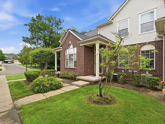3rd image of 18101 Adri Cir