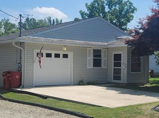102 Richardson Ave, London, OH 43140