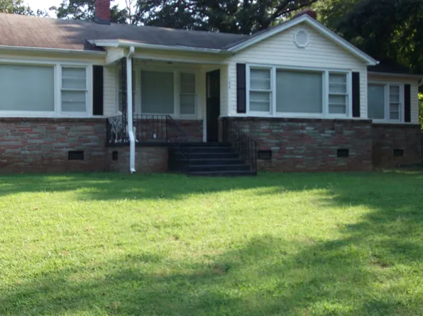 104 Lanier Ln, Mauldin, SC 29662