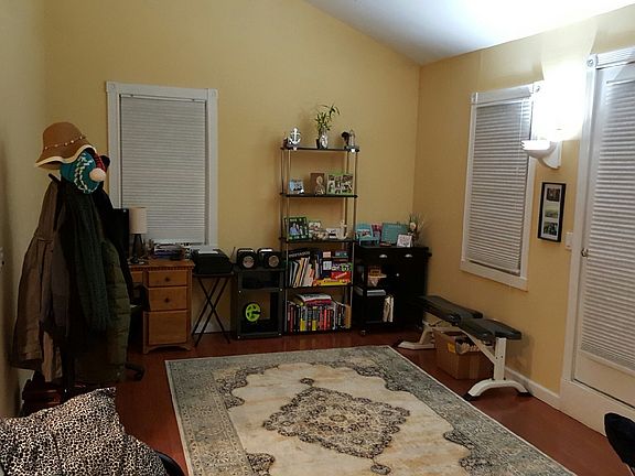 4th image of 351 W Market St #2