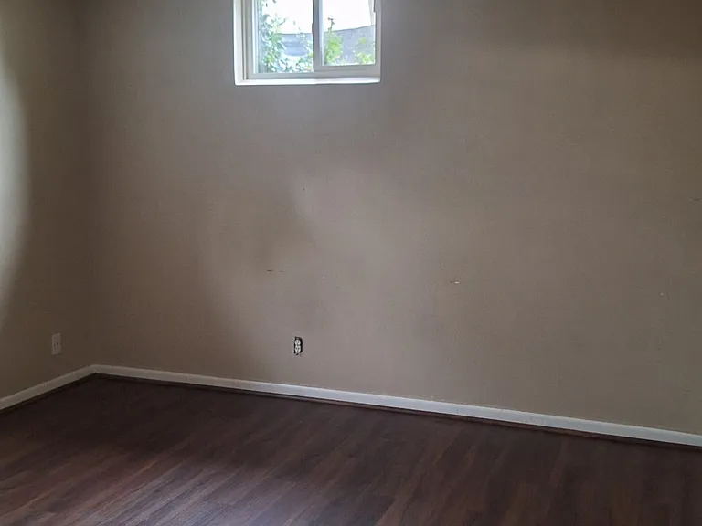 2084 E 115th Ave — Photo 20