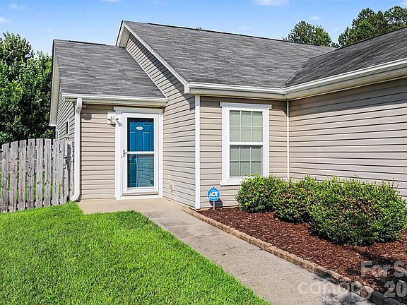2nd image of 4432 Kiddle Ln