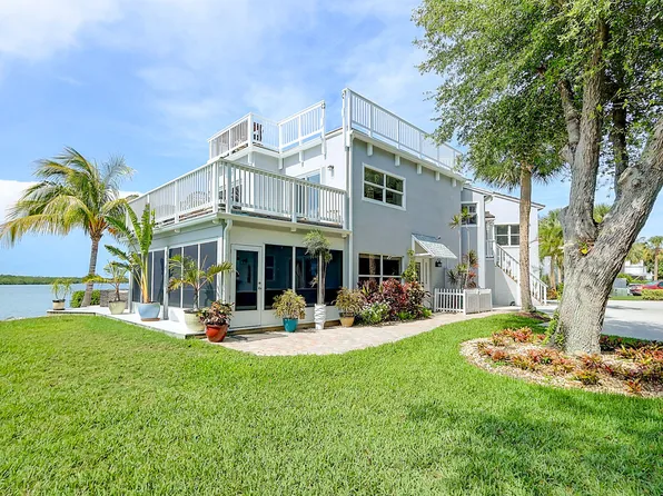 2402 Harbour Cove Drive, Hutchinson Island, FL 34949