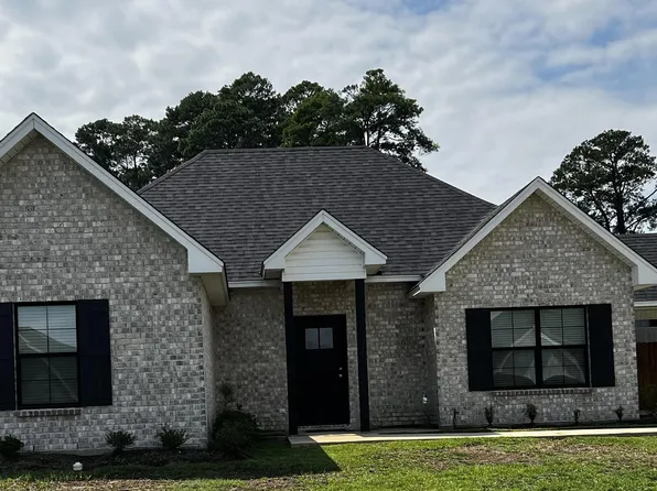 120 Yellow Pine Dr, Calhoun, LA 71225