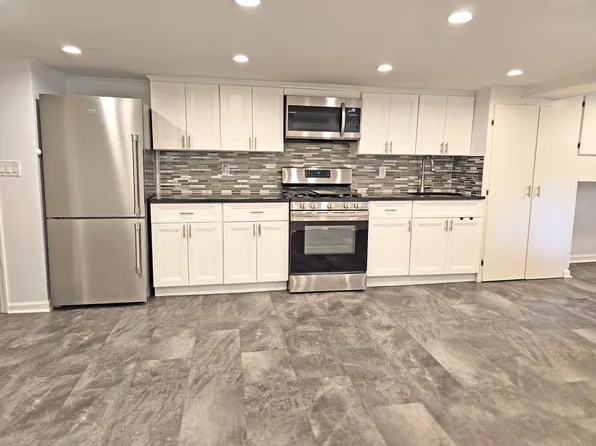 163 Mcdonald Avenue image 14 of 20