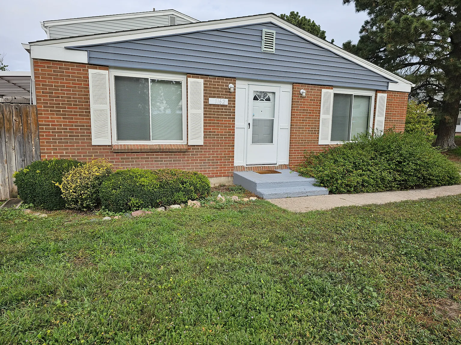 1162 Cree Dr — Photo 1