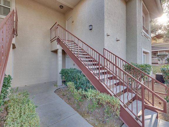 3rd image of 1008 Domnus Ln APT 201
