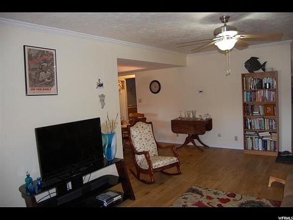 3rd image of 190 W Garden Park Dr Unit G