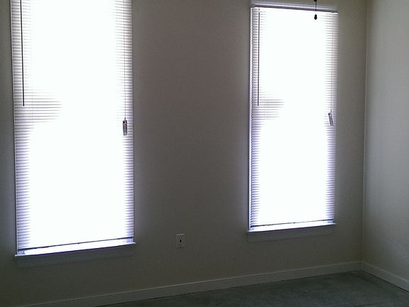 2nd image of 807 N 23rd St