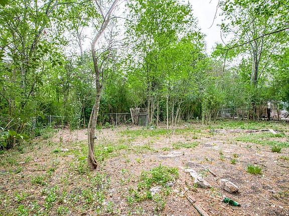 5th image of 2715 Kirven Dr