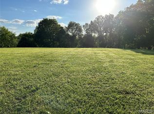 409 Queen Ann Ct, Steeleville, IL 62288