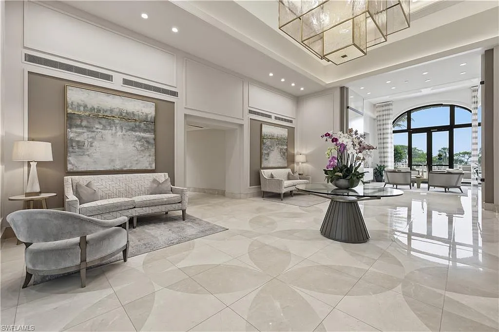 3 bed, 3.5 bath, 3410 sqft, $48,000 — Photo 3