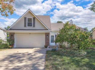 117 SW Tess Dr, Lees Summit, MO 64081