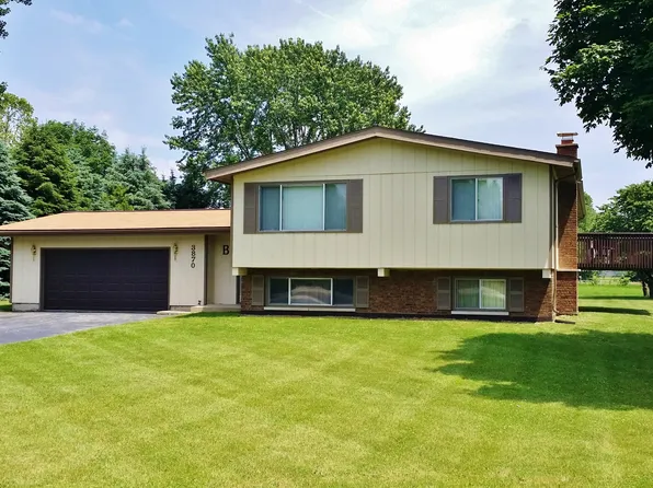 3870 School Dr, Morris, IL 60450