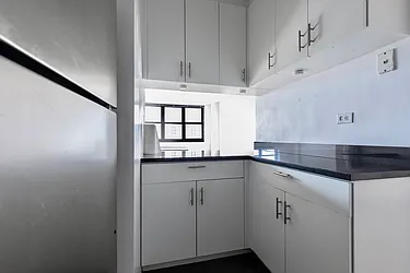 Rented by Manhattan Realty Group